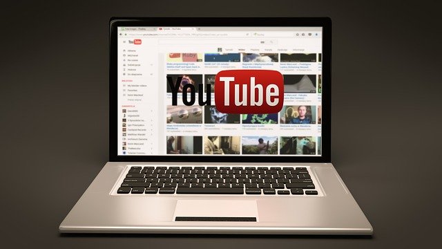 動画配信の現状、海外（中国やアメリカなど）のトレンド、各社の業績や、配信側（クリエーター）の収入